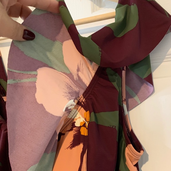 EVRI 1-piece bathing suit 4X Stunning Nikita Seamed Ruffled Primrose NWT w/strap - Picture 10 of 11